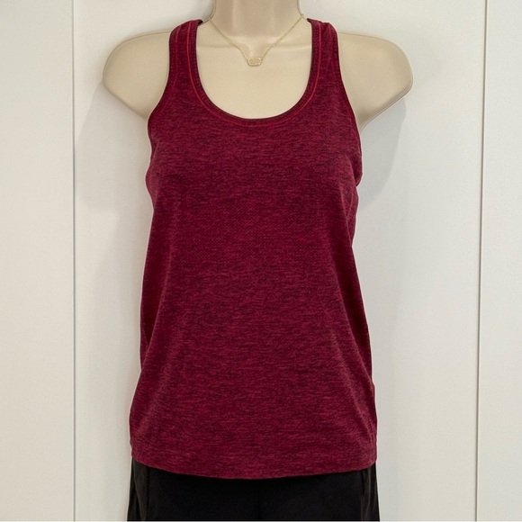 Lululemon Swiftly Tech Racerback Tank Top Black True Red Size 6 Athleisure - Picture 5 of 11